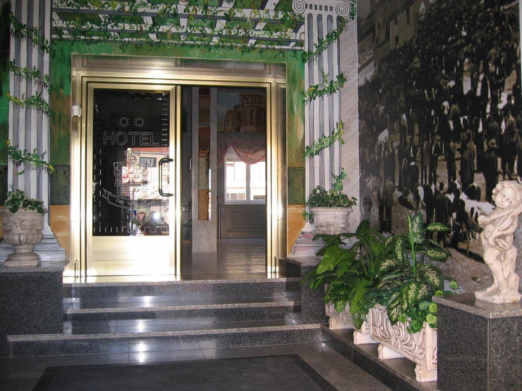 Arévalo Hotel Fray Juan Gil מראה חיצוני תמונה