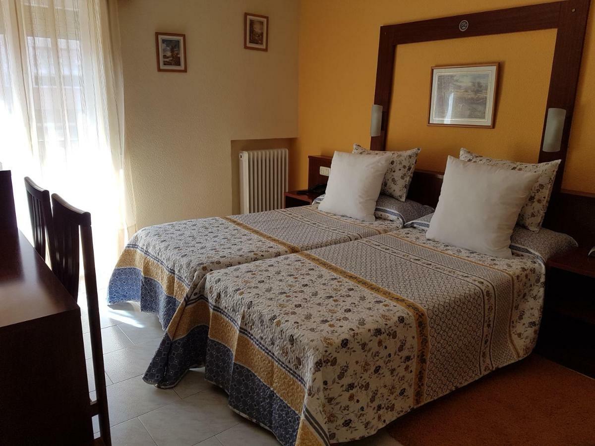 Arévalo Hotel Fray Juan Gil מראה חיצוני תמונה